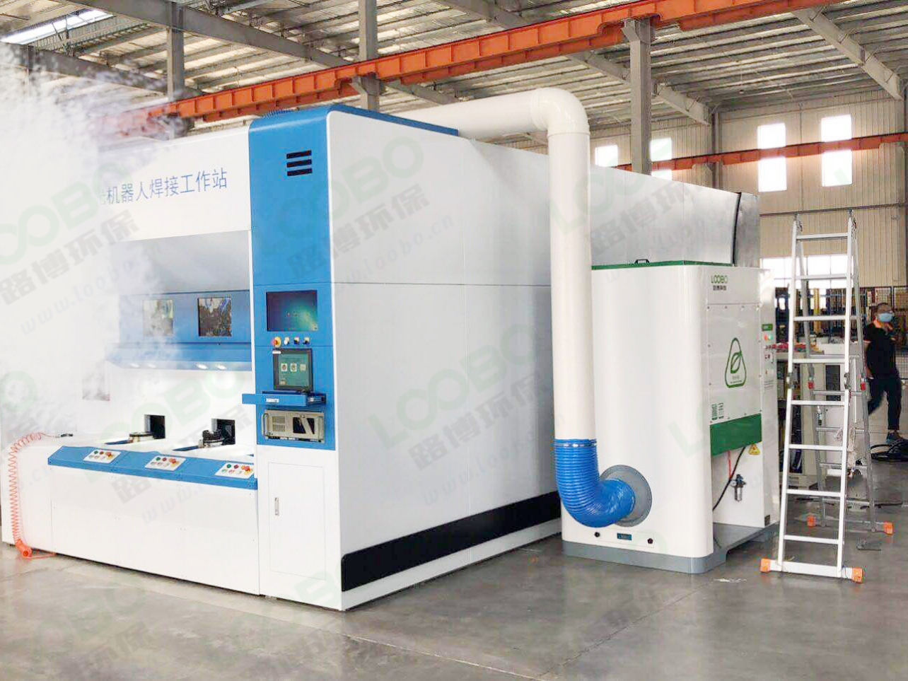 提升工作場(chǎng)所健康與安全，焊接機(jī)器人除塵系統(tǒng)的重要性