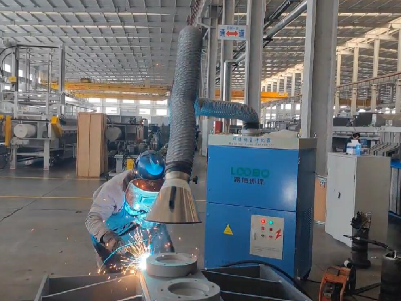 焊點在哪，凈化到哪”——移動式焊煙凈化器的的實戰(zhàn)優(yōu)勢